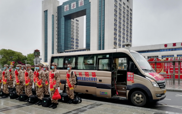 鄱陽長運  圓滿完成新兵運輸任務